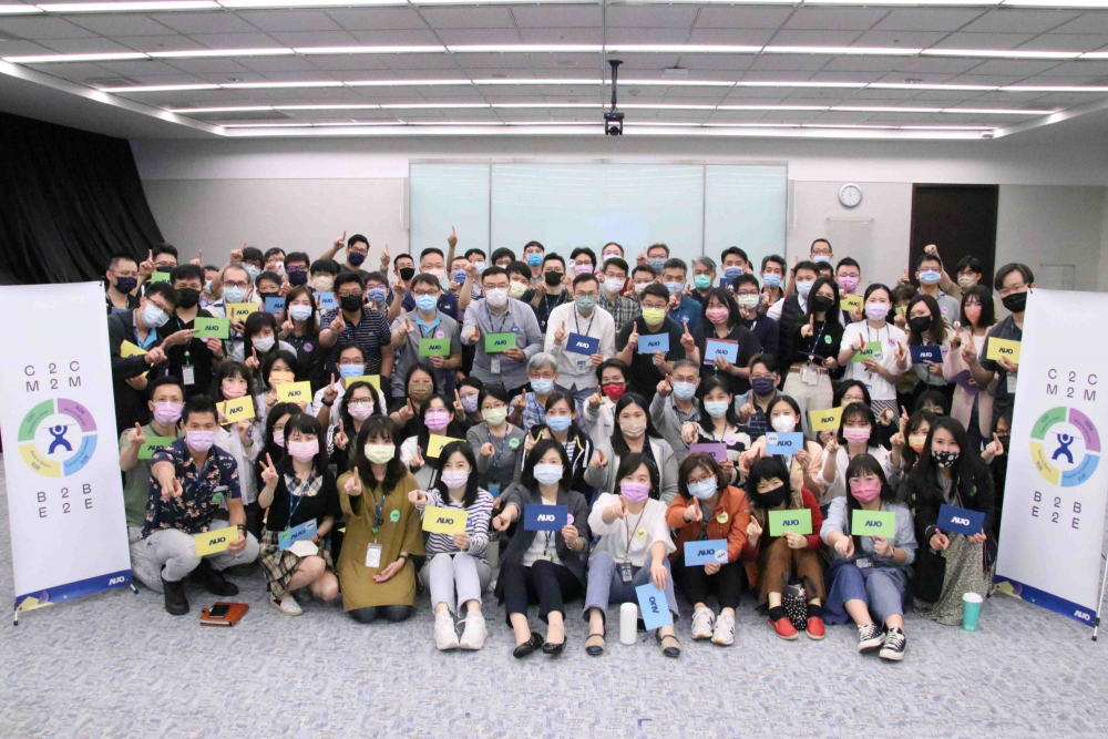 友達提供全球及集團輪調機會，支持同仁持續進修學習，致力為專業人才打造友善多元的職場環境