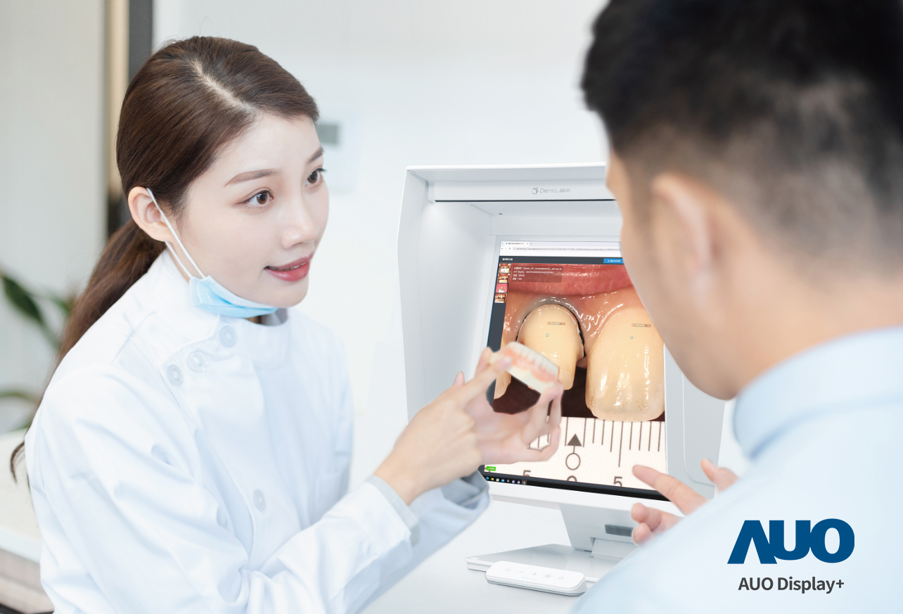 達擎積極投入牙科領域，瞄準牙技所數位轉型趨勢，與成軍滿周年的子公司原色口腔數位，展現智慧牙技整合方案的落地成果，加速推動牙科與假牙製作流程數位化