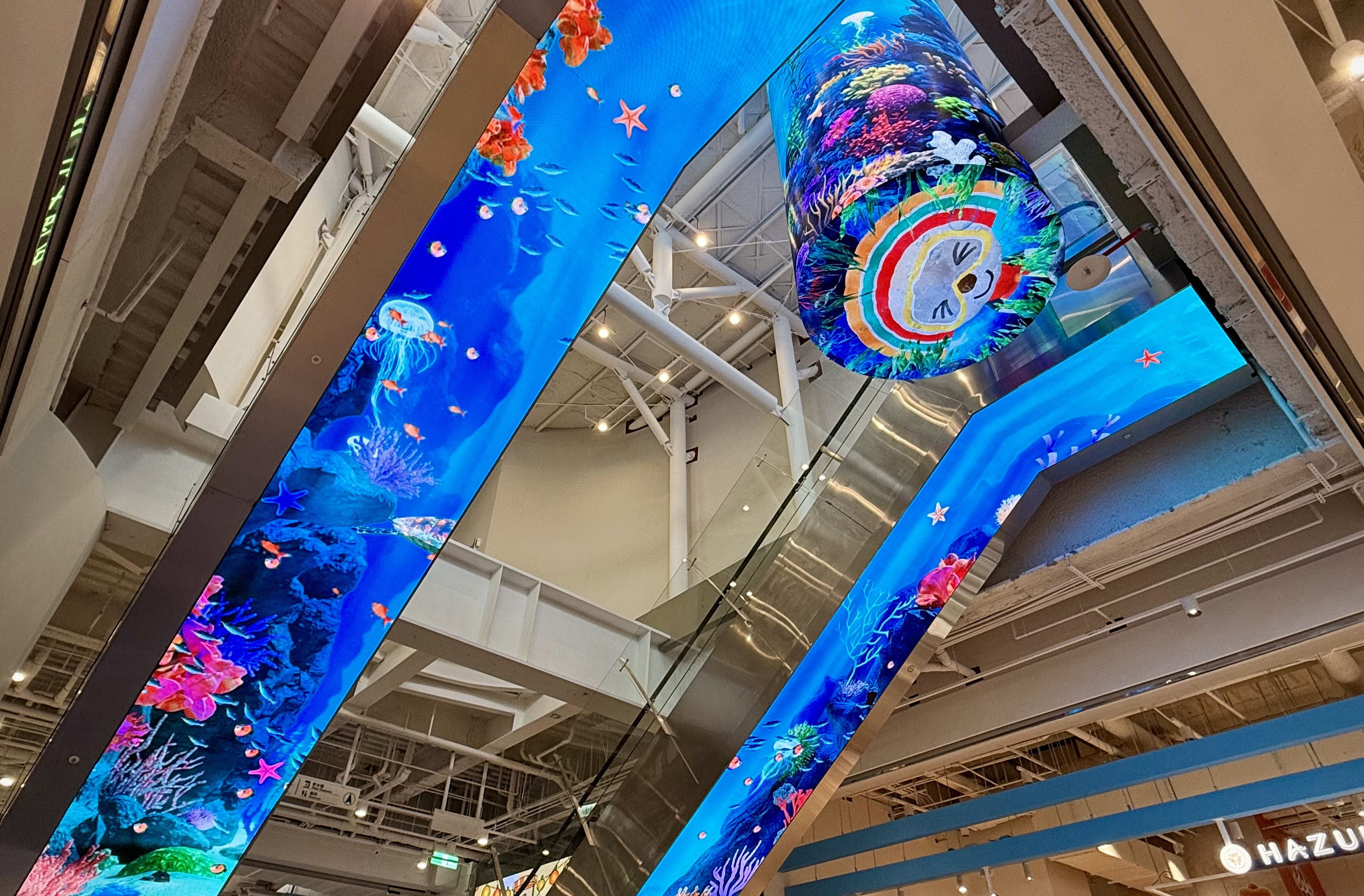 達擎與傑可達整合先進顯示技術與軟硬體應用服務，提供一系列大型LED顯示解決方案，為全新改裝開幕的「清水服務區」佈局嶄新視覺體驗。